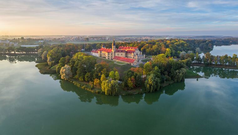 Купить и печать на заказ Картины на фотобумаге Несвиж