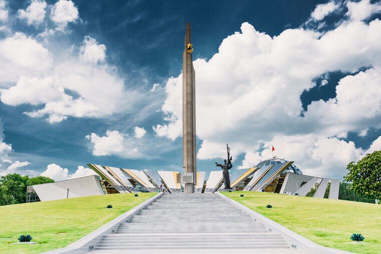 Картины, фото с паспарту Museum of the great Patriotic war