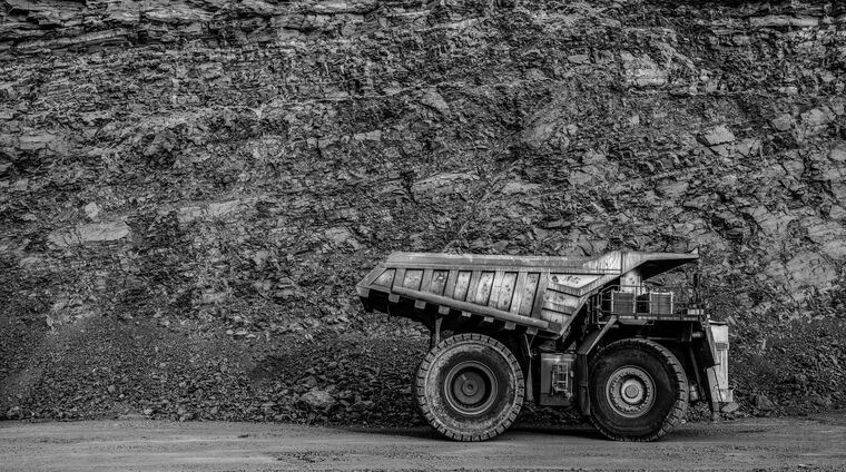 Картины, фото с паспарту Dump truck in coal mine